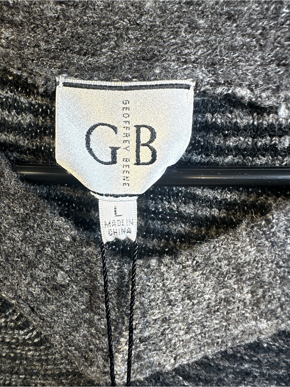 S159. Geoffrey Beene Charcoal Marled Knit Sweater
